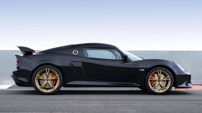 Βασισμένη στην Exige S, η special έκδοση της Lotus διαθέτει μια εξωτερική βαφή σε μαύρο-χρυσό χρώμα, με κόκκινες λεπτομέρειες και ειδικά λογότυπα.